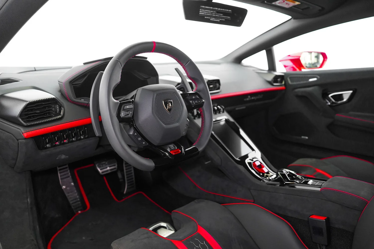 2024 Lamborghini Huracán Sterrato, 2/17