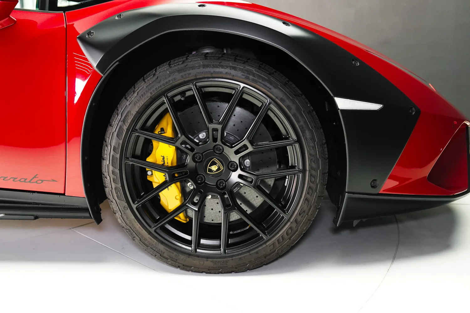 2024 Lamborghini Huracán Sterrato, 12/17