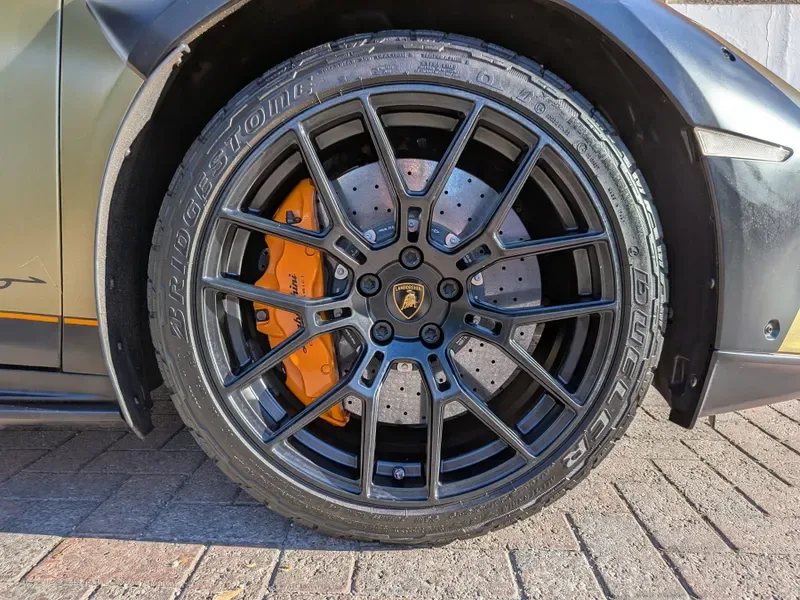 2024 Lamborghini Huracán Sterrato, 9/20
