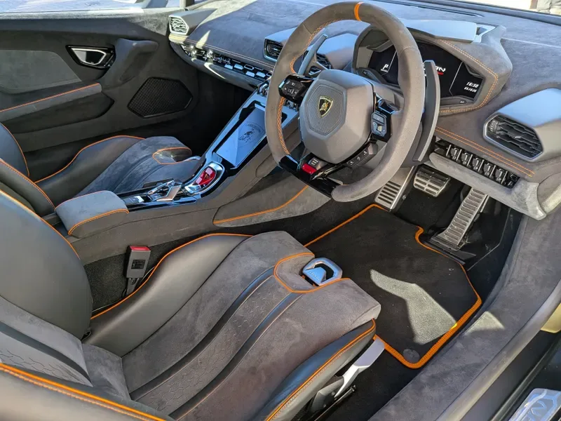 2024 Lamborghini Huracán Sterrato, 12/20