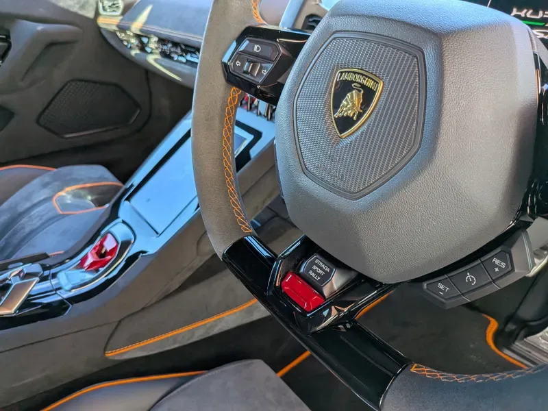 2024 Lamborghini Huracán Sterrato, 13/20