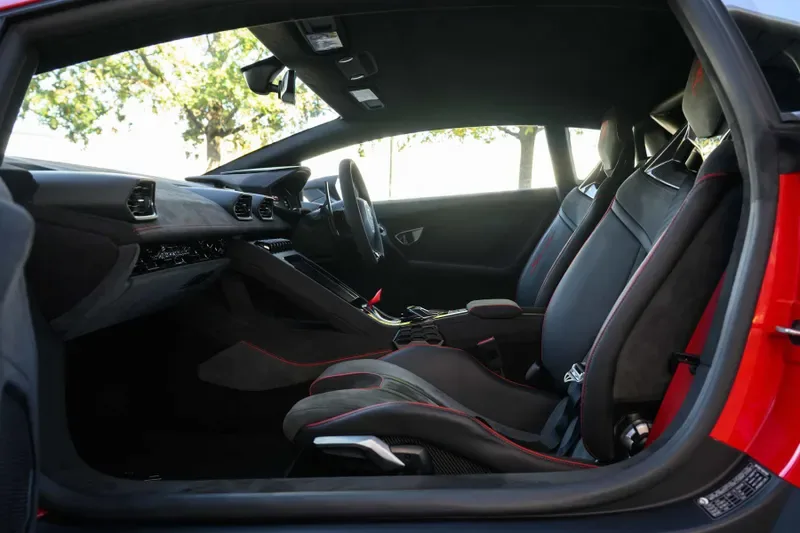 2024 Lamborghini Huracán Sterrato, 6/20