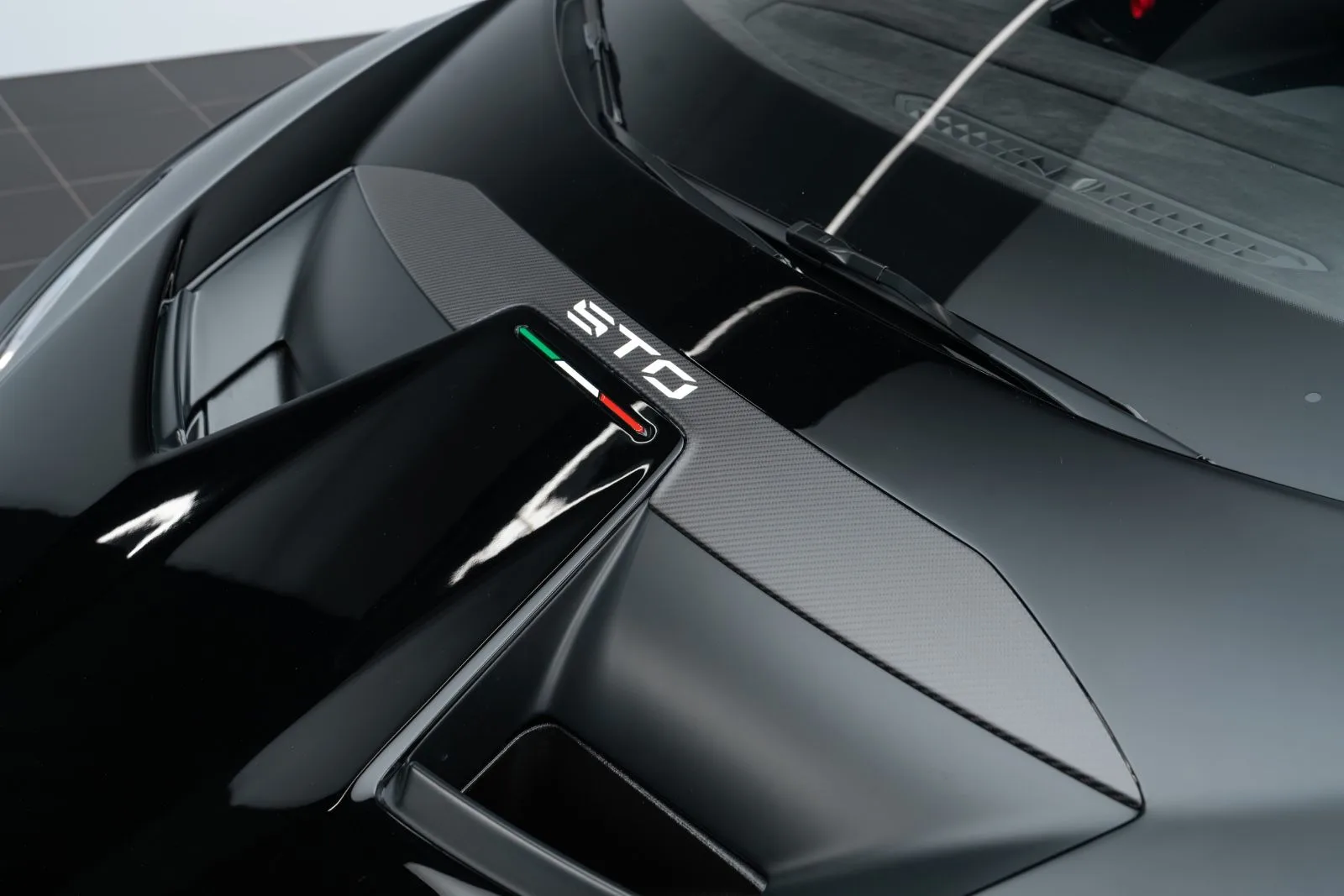 2024 Lamborghini Huracán STO, 7/22