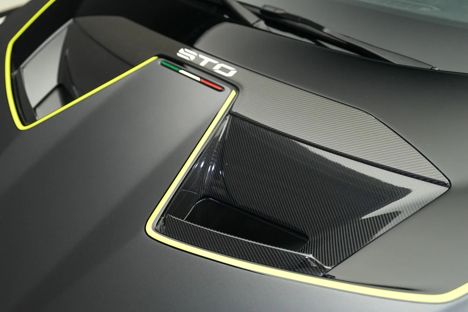 2024 Lamborghini Huracán STO, 9/19