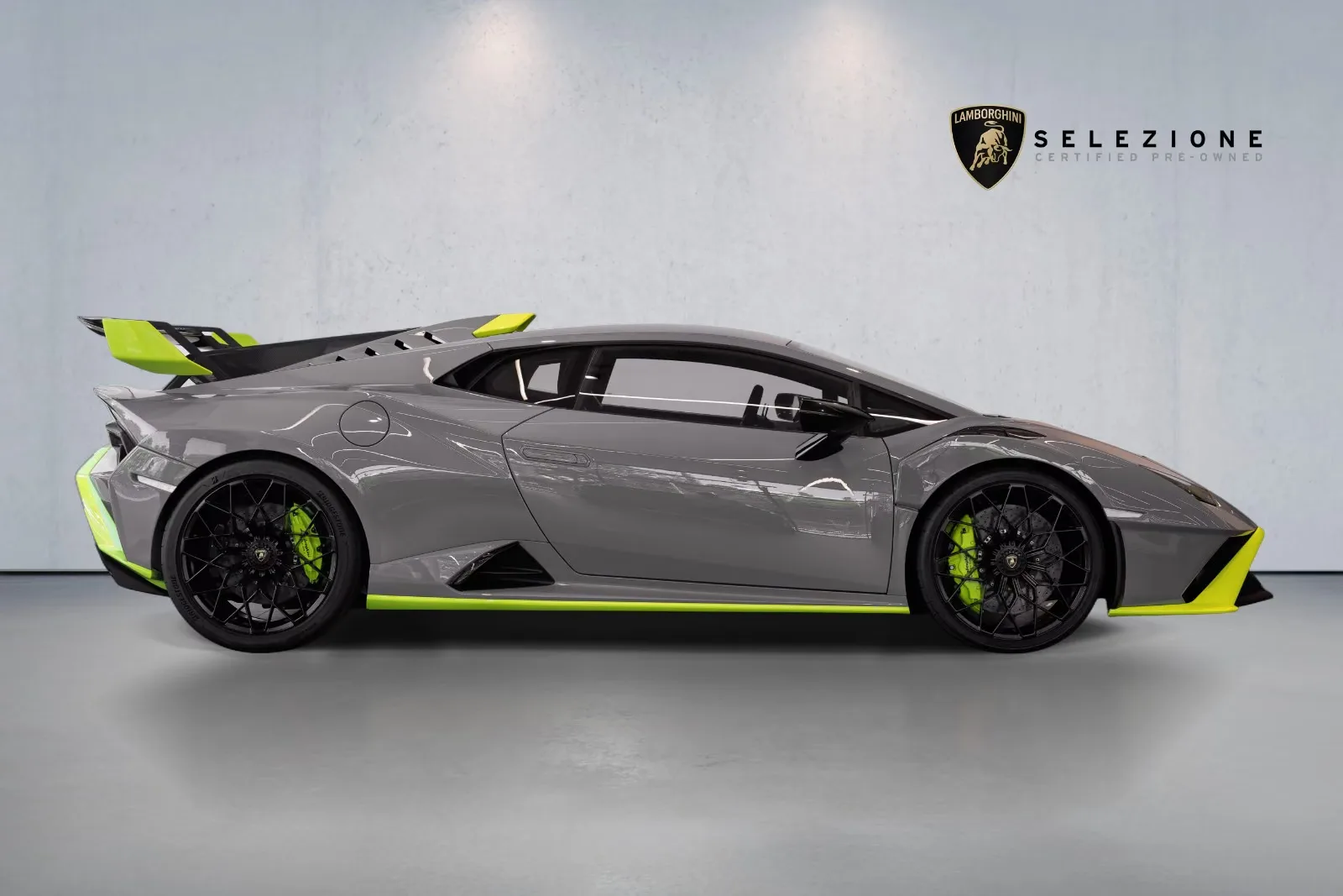 2024 Lamborghini Huracán STO, 2/23