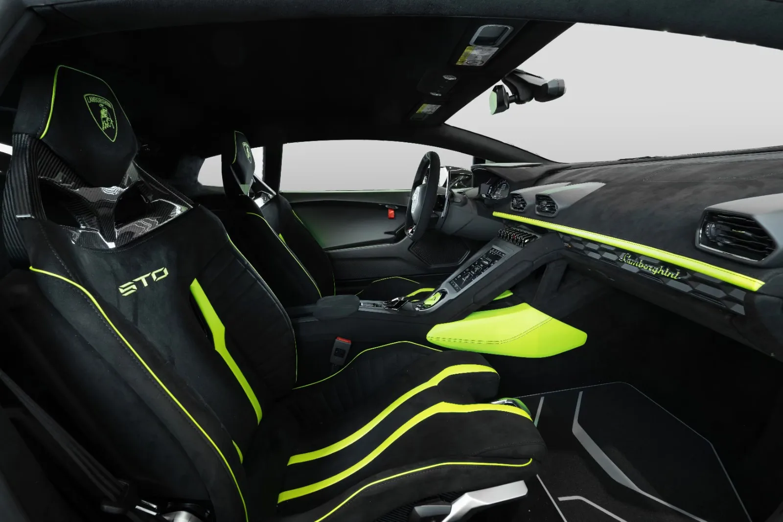 2024 Lamborghini Huracán STO, 6/23