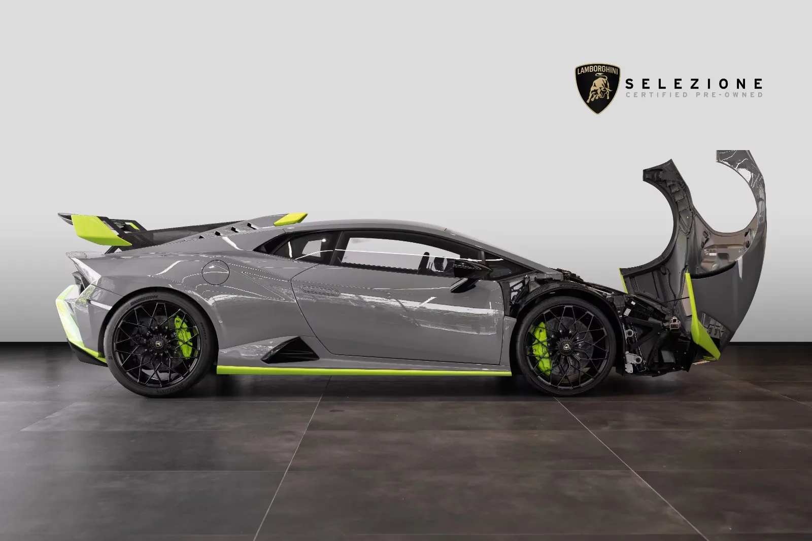 2024 Lamborghini Huracán STO, 17/23