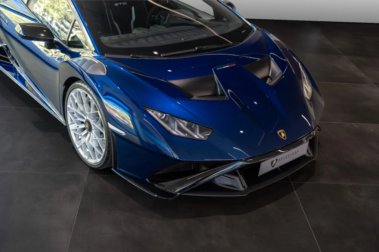 2024 Lamborghini Huracán STO, 18/23