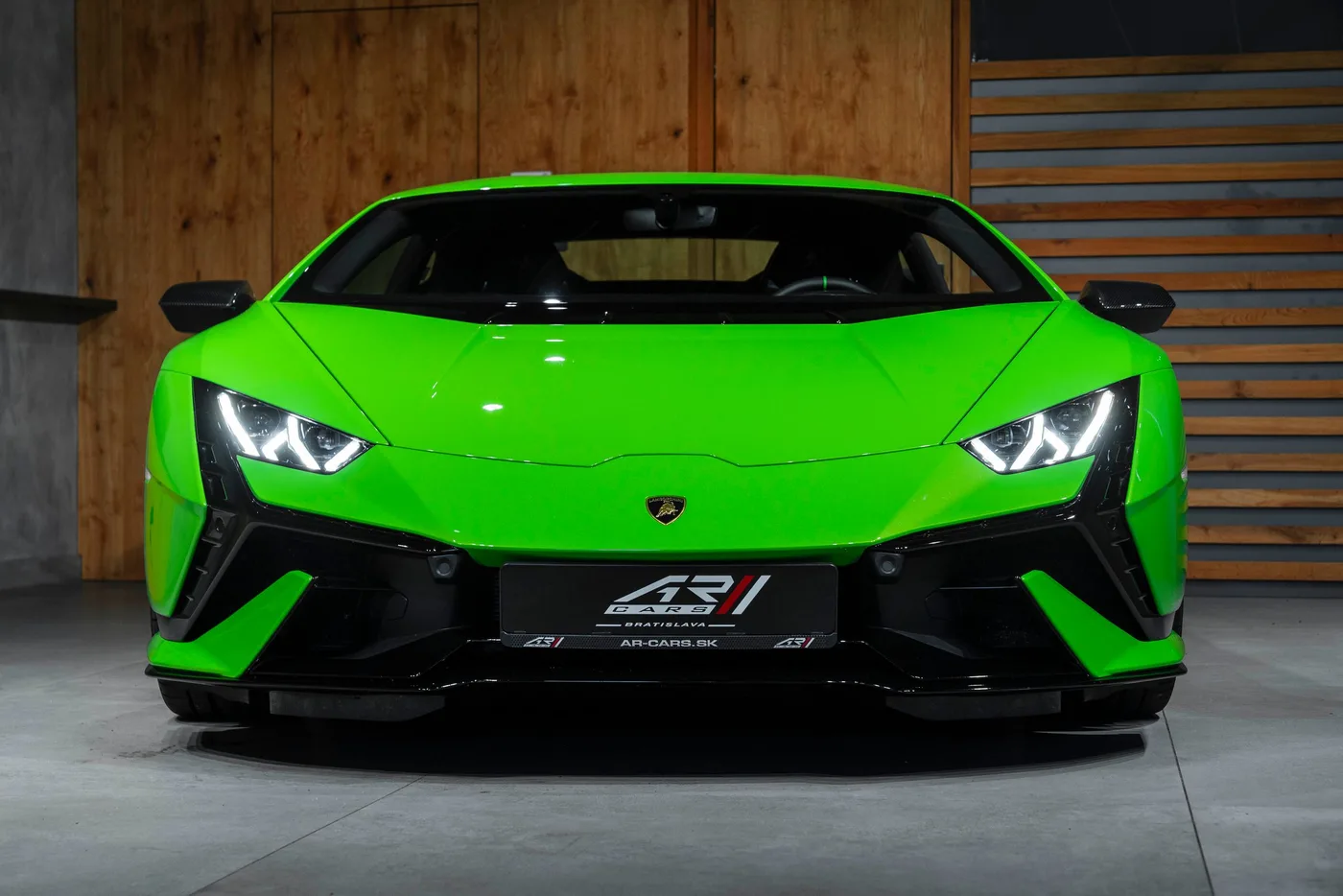 2024 Lamborghini Huracán Tecnica angeboten von einem Fachhändler in Bratislava, Slowakei, Foto 3 von 15