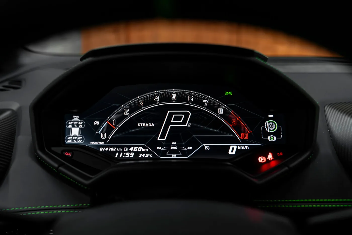 2024 Lamborghini Huracán Tecnica angeboten von einem Fachhändler in Bratislava, Slowakei, Foto 8 von 15