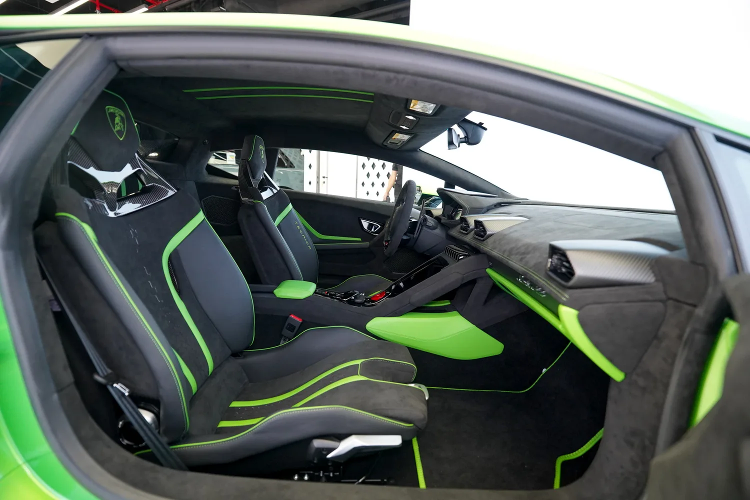 2024 Lamborghini Huracán Tecnica, 17/18