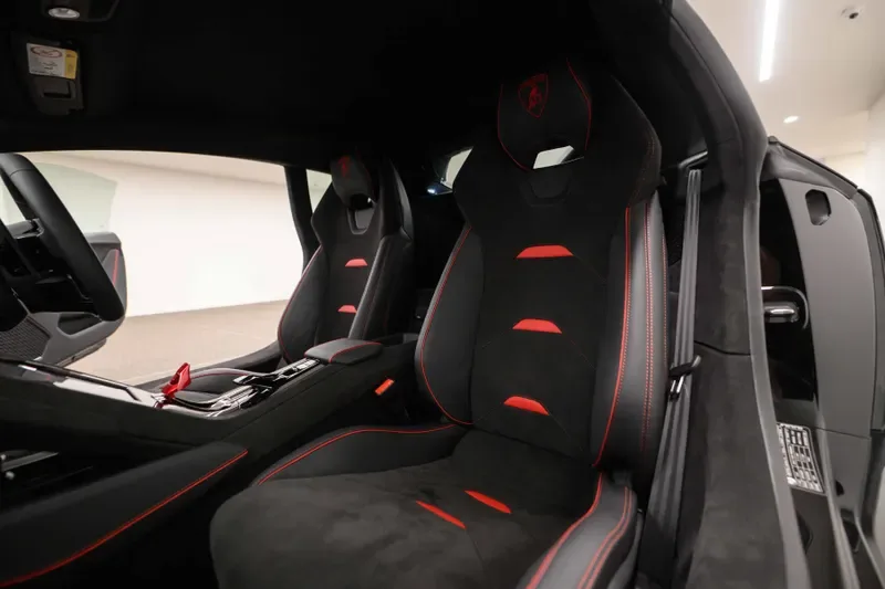 2024 Lamborghini Huracán Tecnica, 16/20