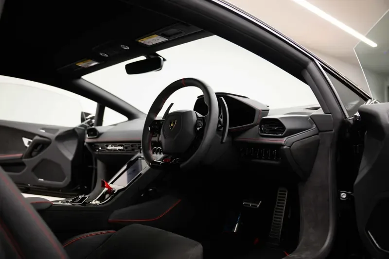 2024 Lamborghini Huracán Tecnica, 17/20