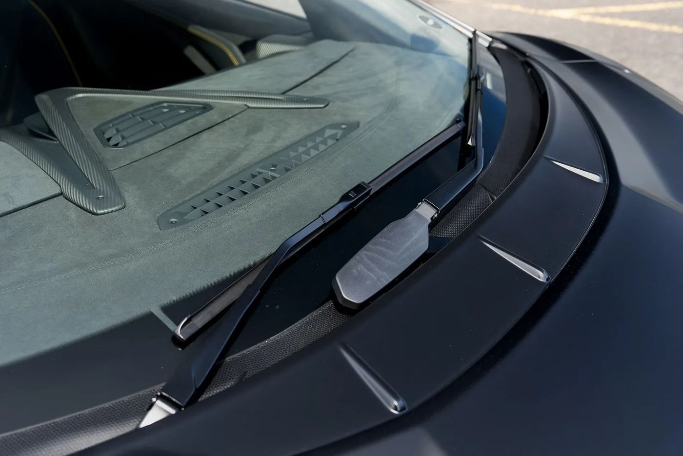 2024 Lamborghini Revuelto proposée par un spécialiste de la supercar à Preston, Royaume-Uni, photo 16 sur 25