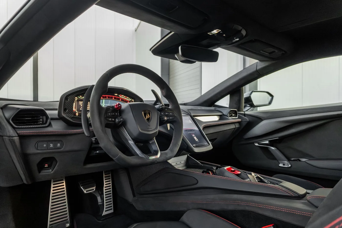 2024 Lamborghini Revuelto offered by a supercar dealer in Woerden, Netherlands, photo 3 of 25
