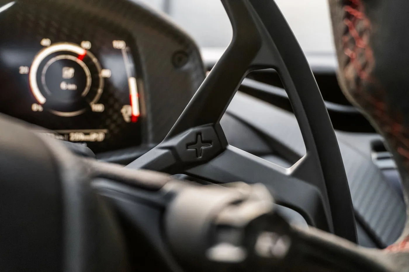 2024 Lamborghini Revuelto offered by a supercar dealer in Woerden, Netherlands, photo 8 of 25