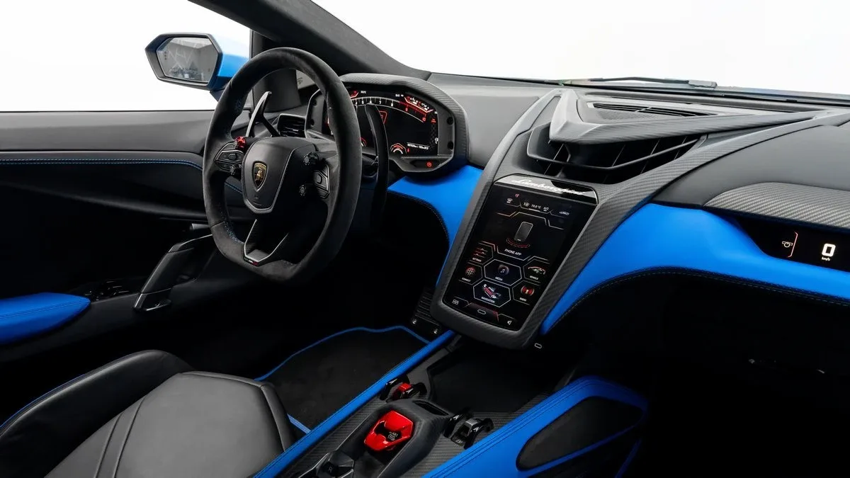2024 Lamborghini Revuelto, 23/29