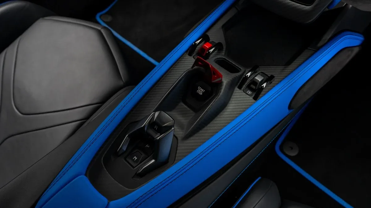 2024 Lamborghini Revuelto, 25/29