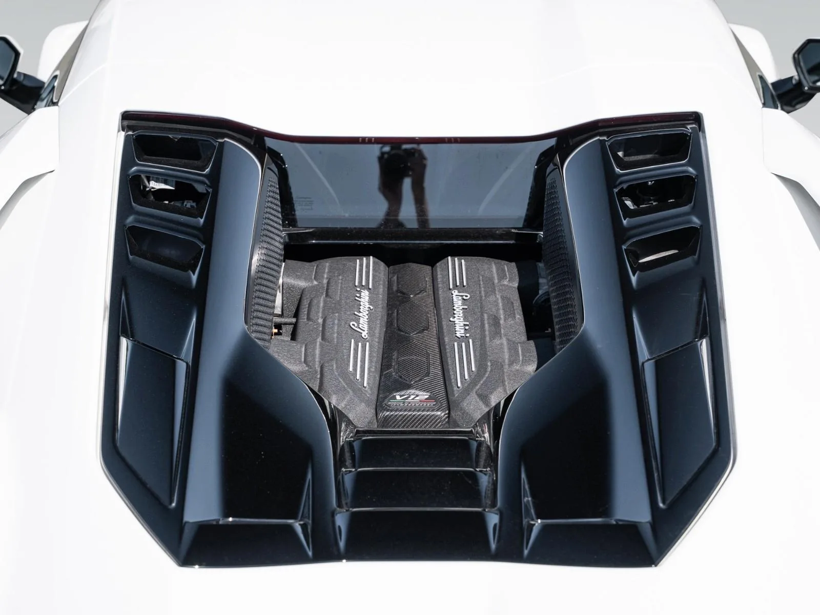 2024 Lamborghini Revuelto, 26/30