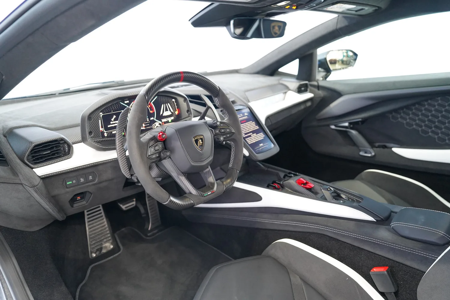 2024 Lamborghini Revuelto, 16/20