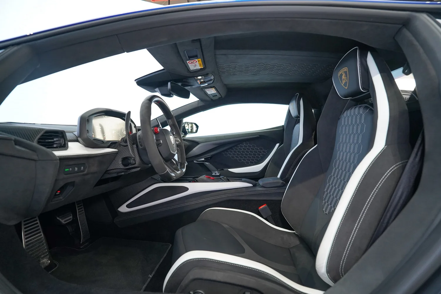 2024 Lamborghini Revuelto, 17/20