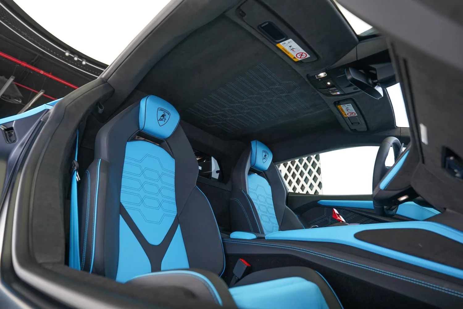 2024 Lamborghini Revuelto, 15/15