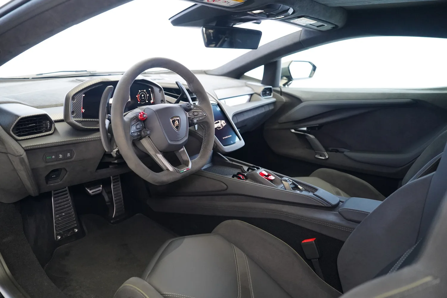 2024 Lamborghini Revuelto, 7/12