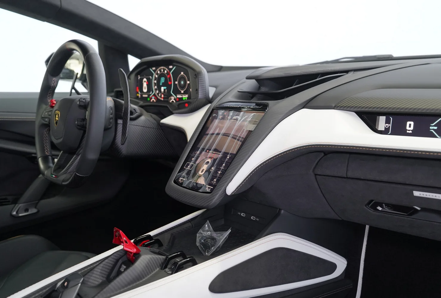 2024 Lamborghini Revuelto, 11/18