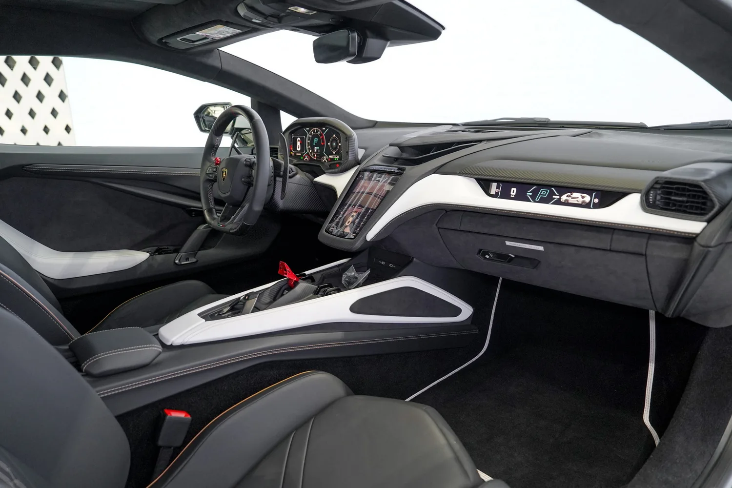 2024 Lamborghini Revuelto, 12/18