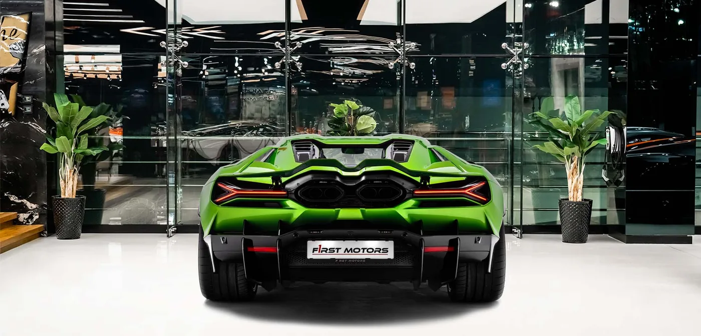 2024 Lamborghini Revuelto angeboten von einem Fachhändler in Dubai, Vereinigte Arabische Emirate, Außenansicht 4