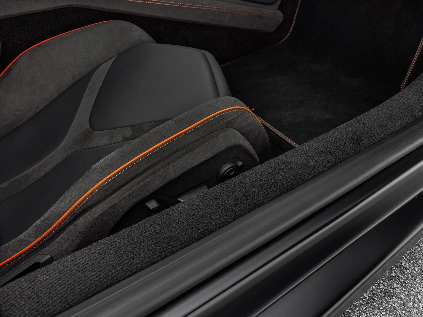 2024 Lamborghini Revuelto angeboten von einem Fachhändler in Böblingen, Deutschland, Foto 15 von 15