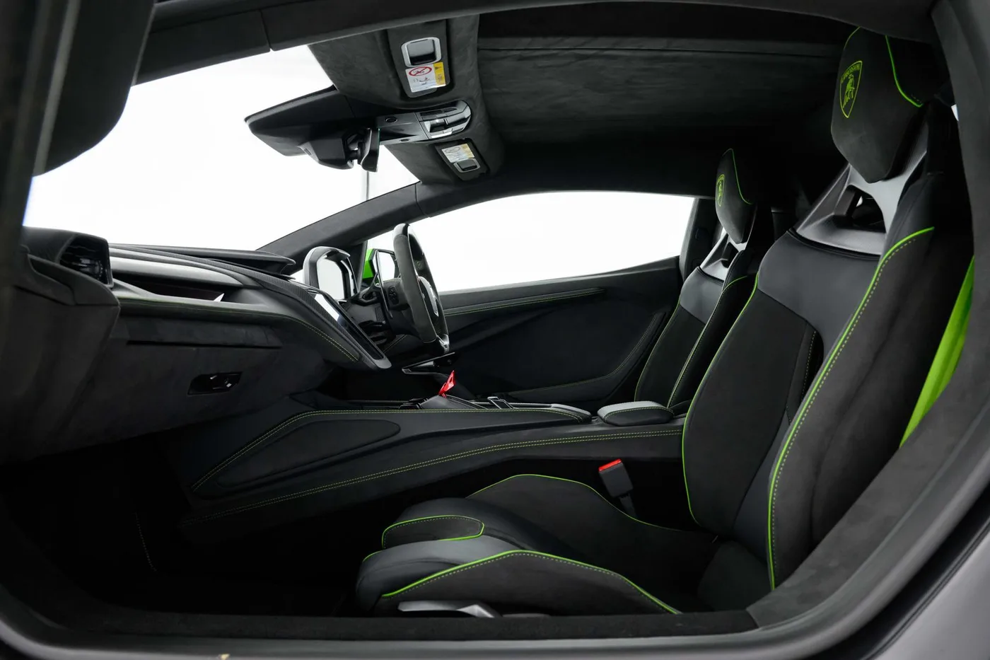 2024 Lamborghini Revuelto angeboten von einer Vertragshändlergruppe in Hatfield, Vereinigtes Königreich, Foto 6 von 20