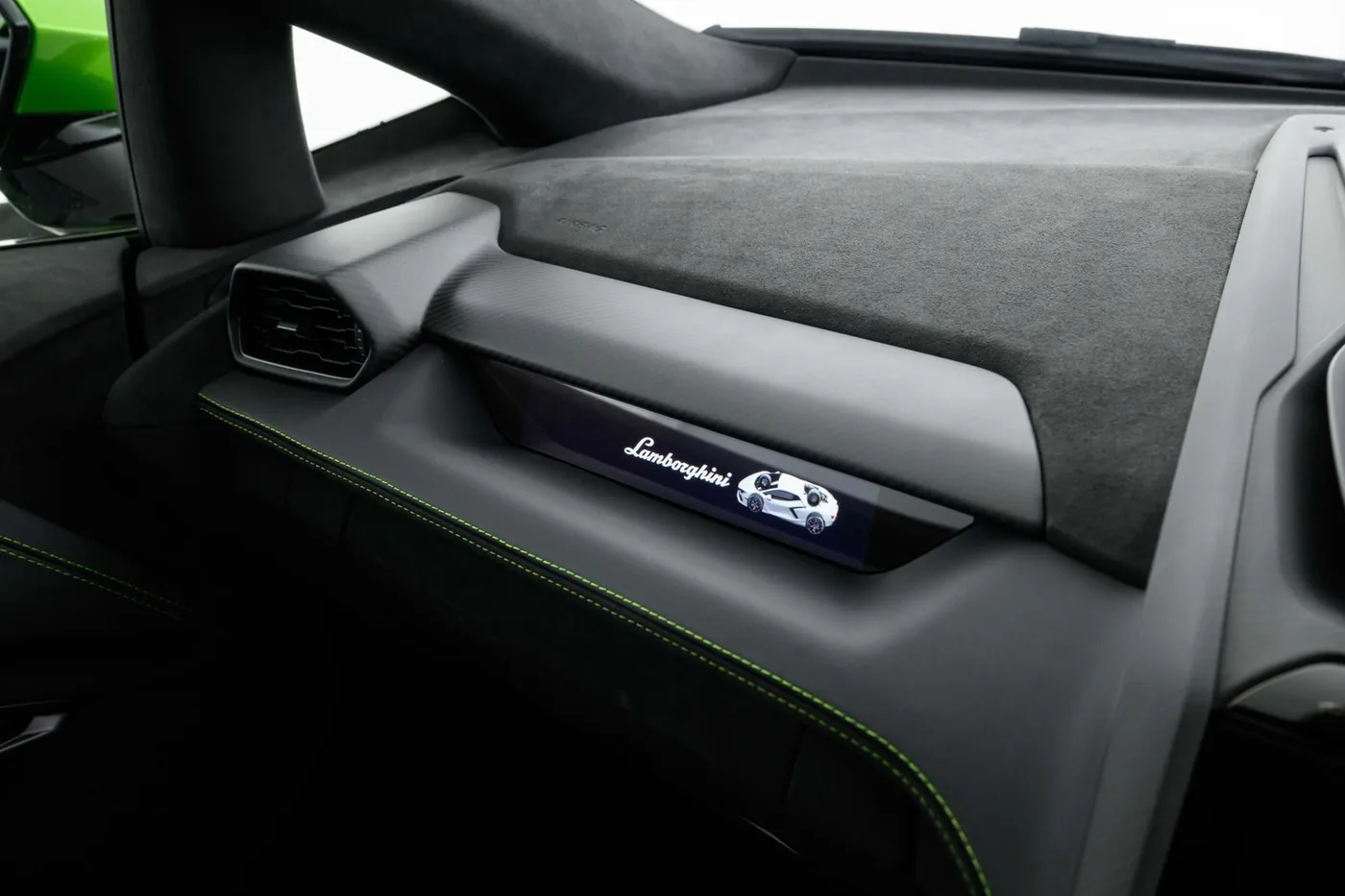 2024 Lamborghini Revuelto angeboten von einer Vertragshändlergruppe in Hatfield, Vereinigtes Königreich, Foto 12 von 20
