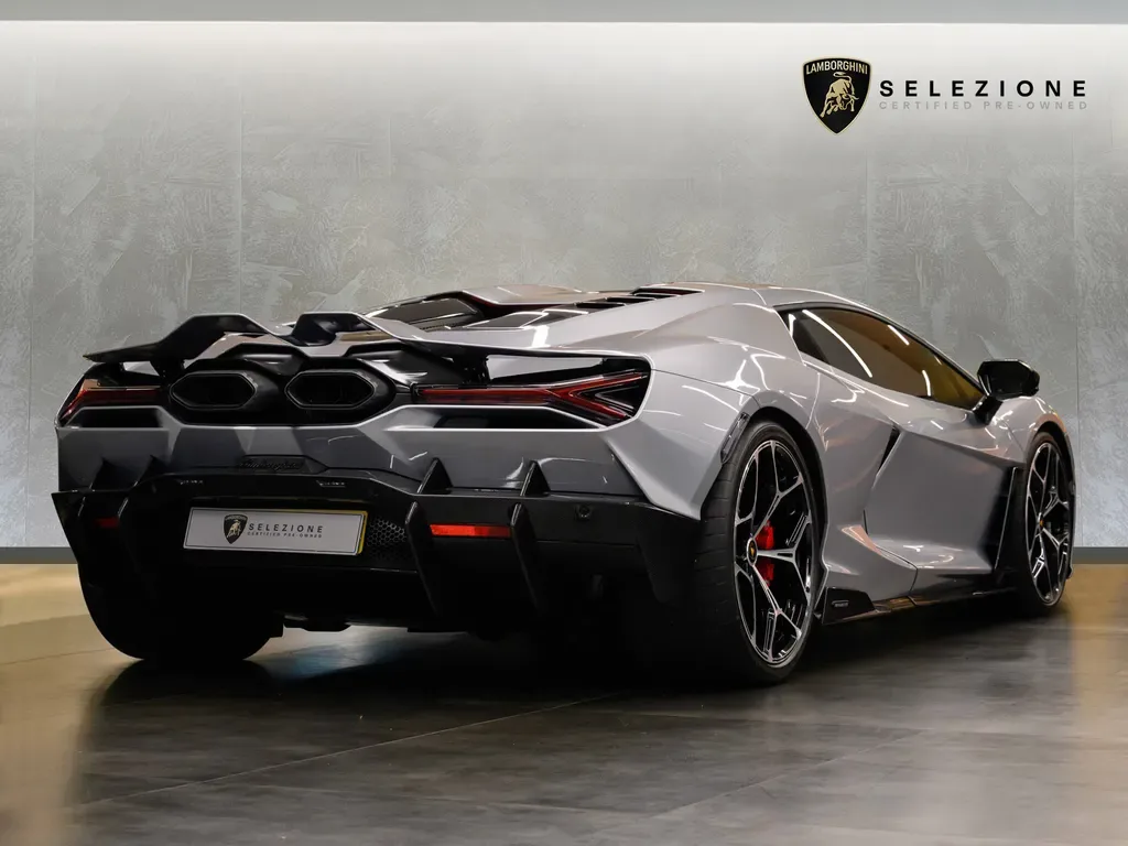 2024 Lamborghini Revuelto, 3/20