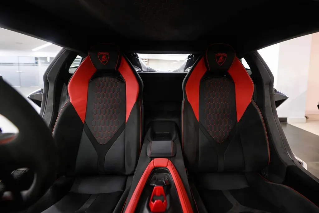 2024 Lamborghini Revuelto, 7/20