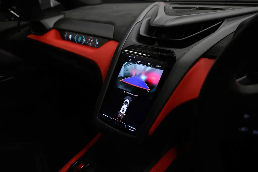 2024 Lamborghini Revuelto, 14/20