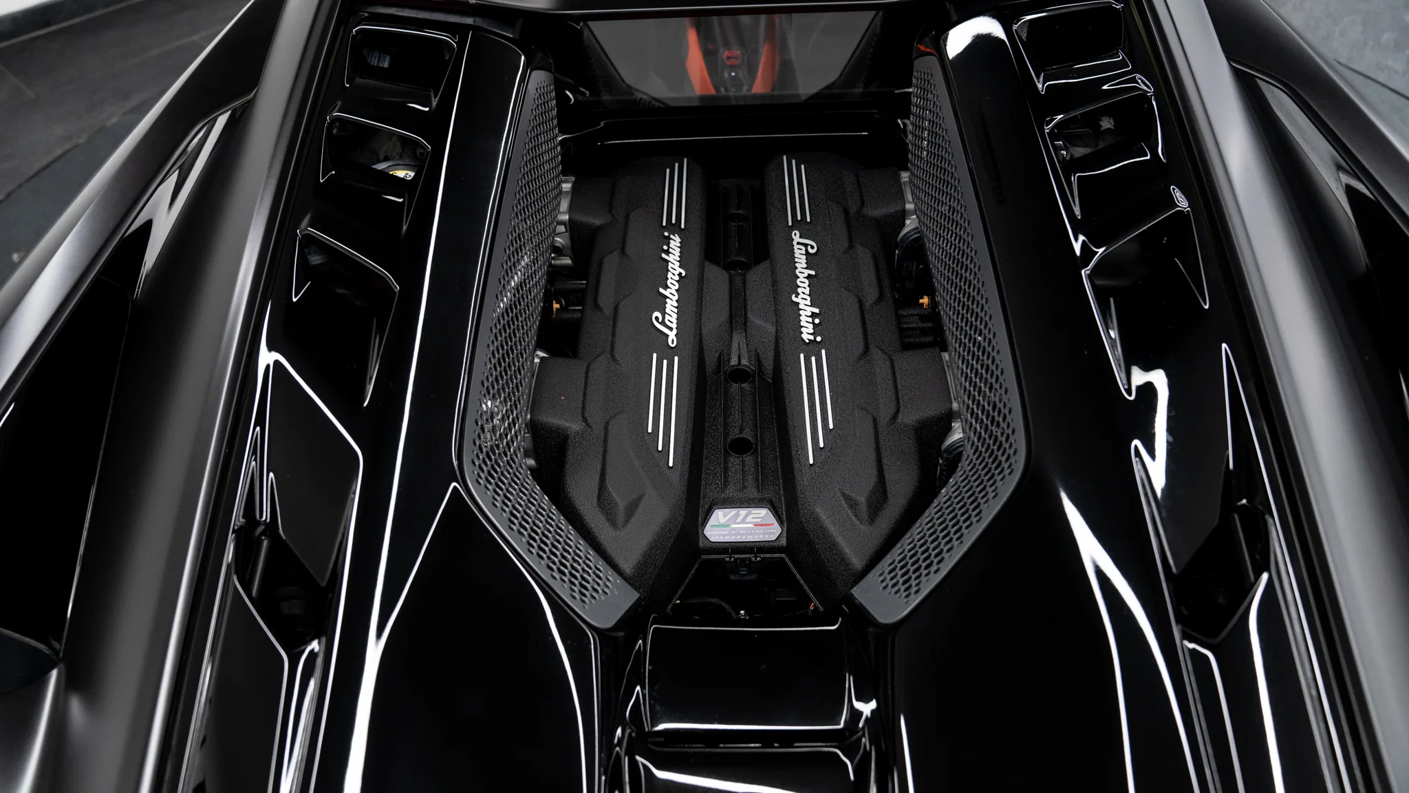 2024 Lamborghini Revuelto, 18/30