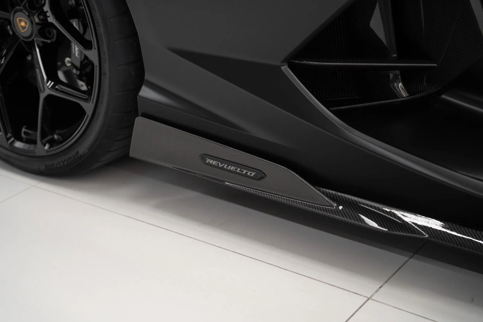 2024 Lamborghini Revuelto, 8/28