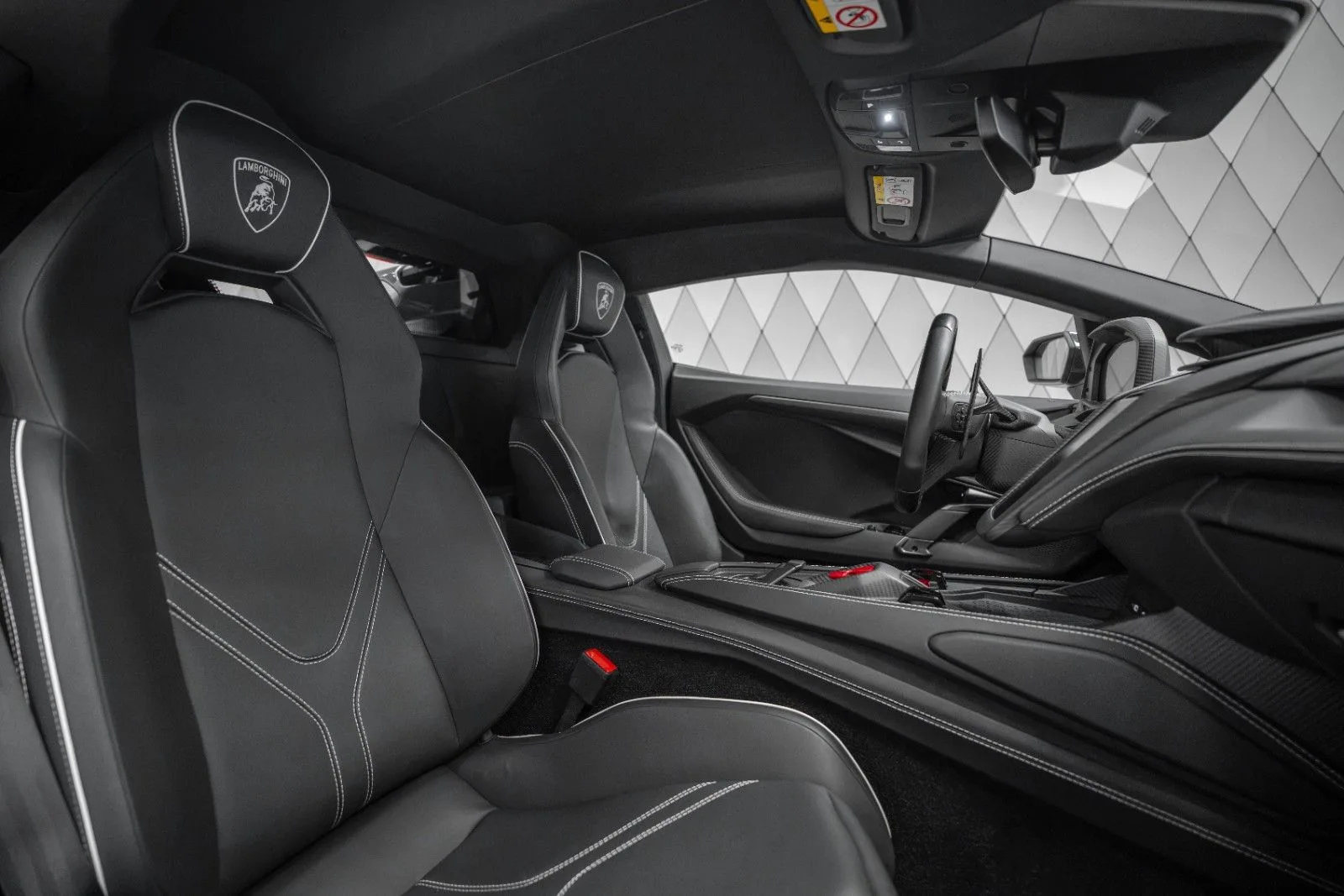 2024 Lamborghini Revuelto, 16/28