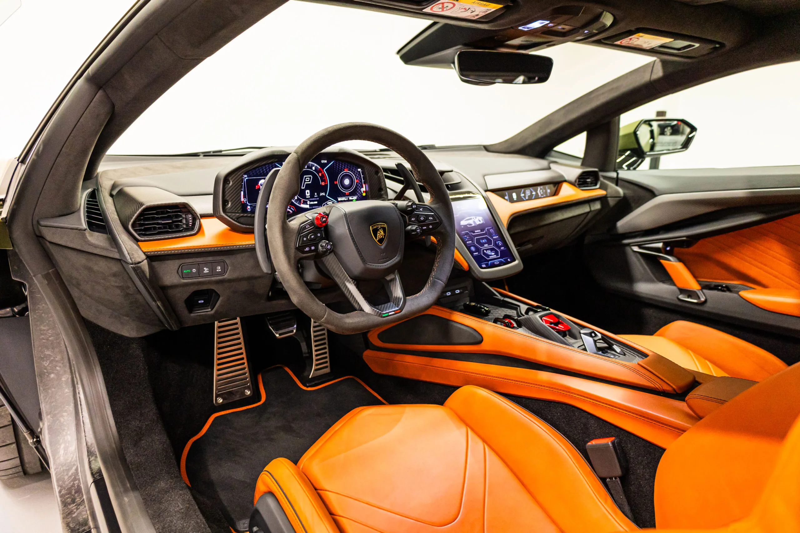 2024 Lamborghini Revuelto, 18/20