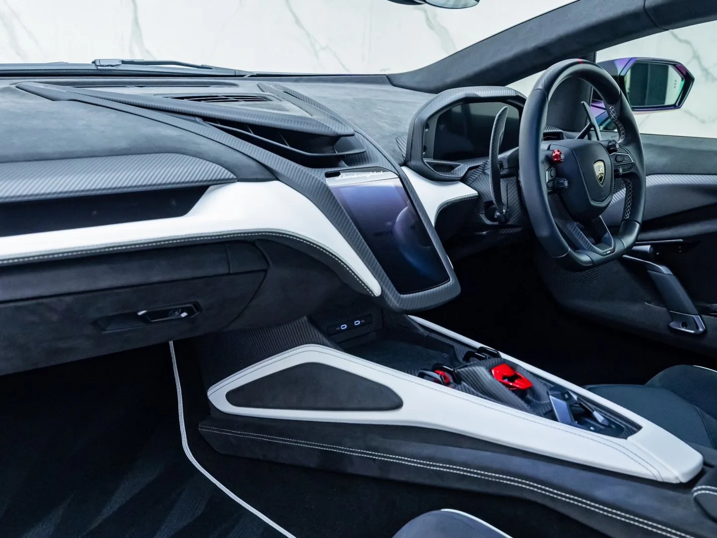 2024 Lamborghini Revuelto, 10/30