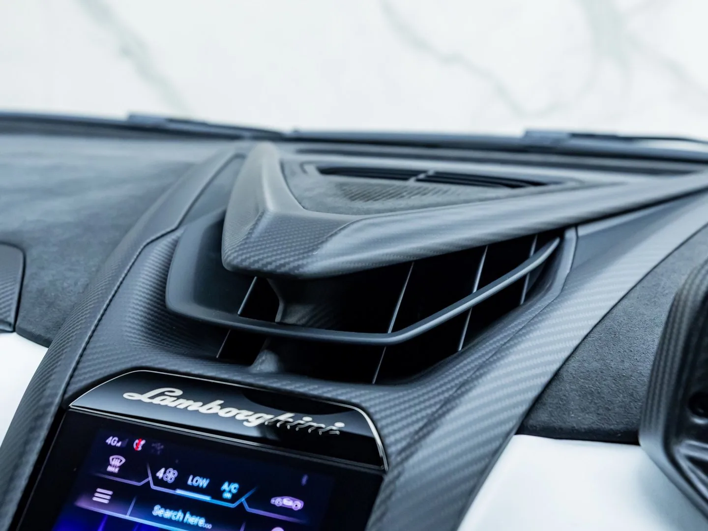 2024 Lamborghini Revuelto, 14/30