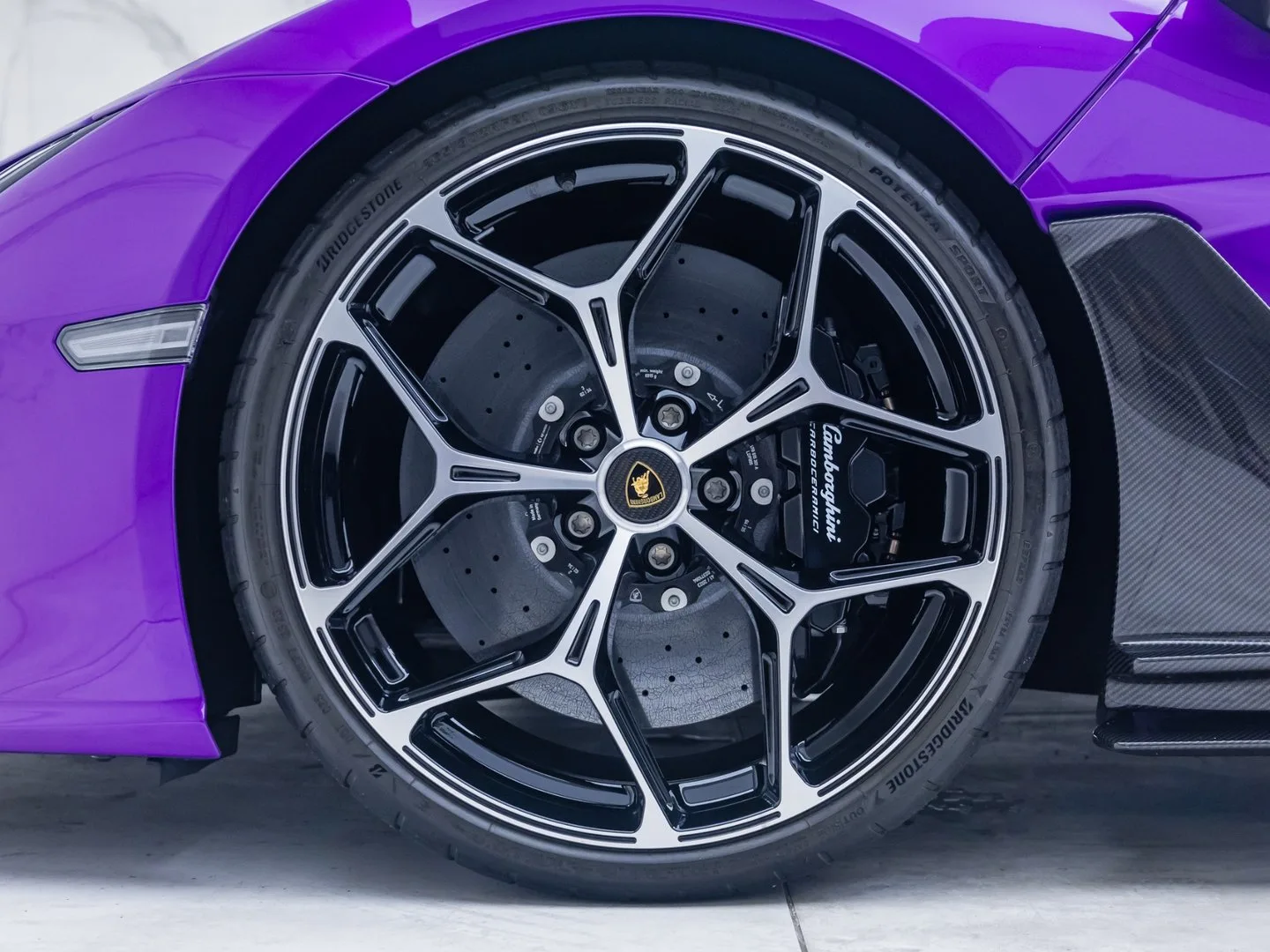 2024 Lamborghini Revuelto, 21/30