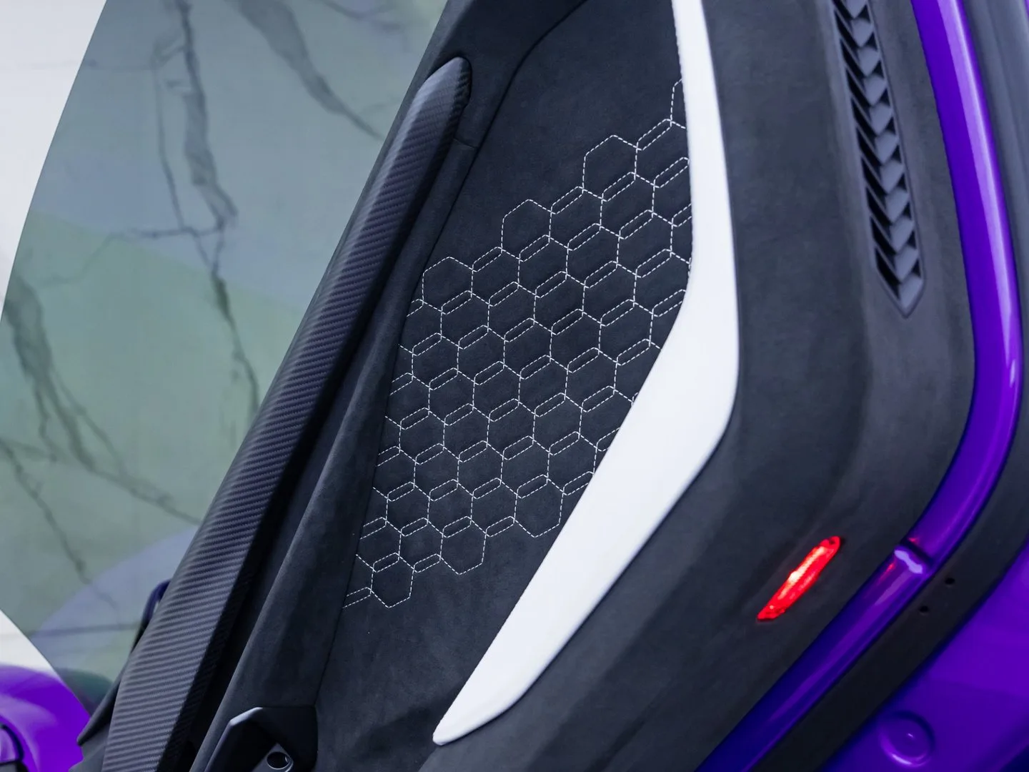 2024 Lamborghini Revuelto, 24/30