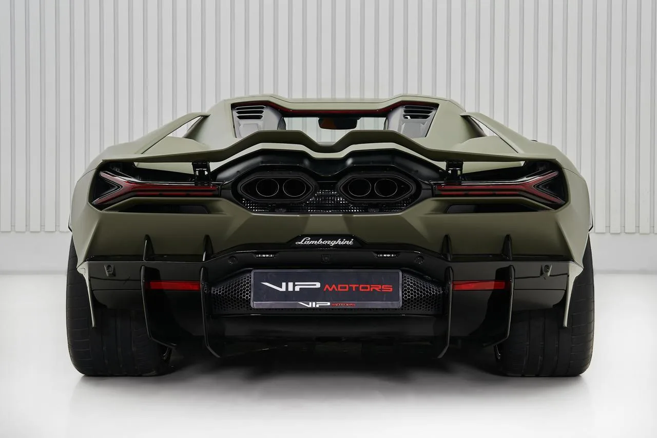 2024 Lamborghini Revuelto, 7/17