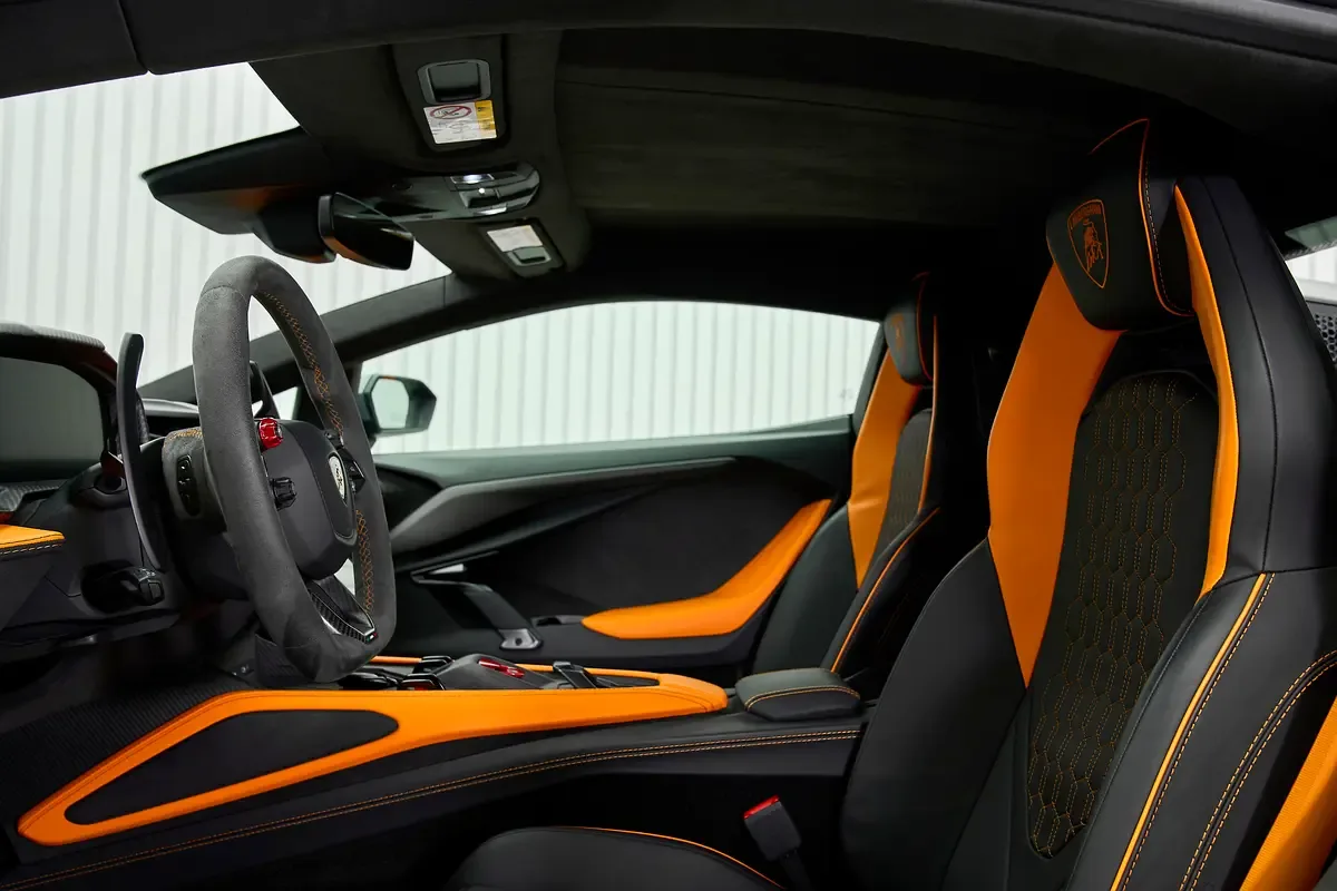 2024 Lamborghini Revuelto, 16/19