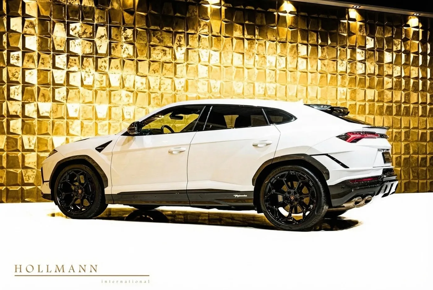 2024 Lamborghini Urus Performante angeboten von einem Fachhändler in Stuhr, Deutschland, Foto 4 von 8