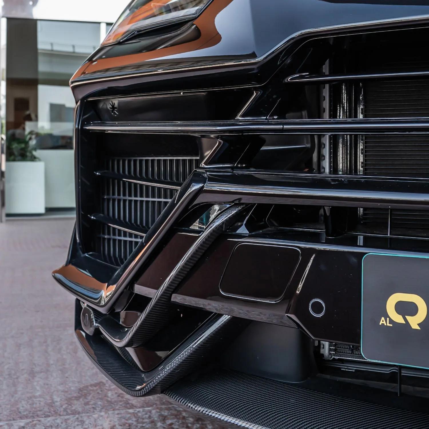 2024 Lamborghini Urus Performante angeboten von einem Fachhändler in Dubai, Vereinigte Arabische Emirate, Foto 18 von 25