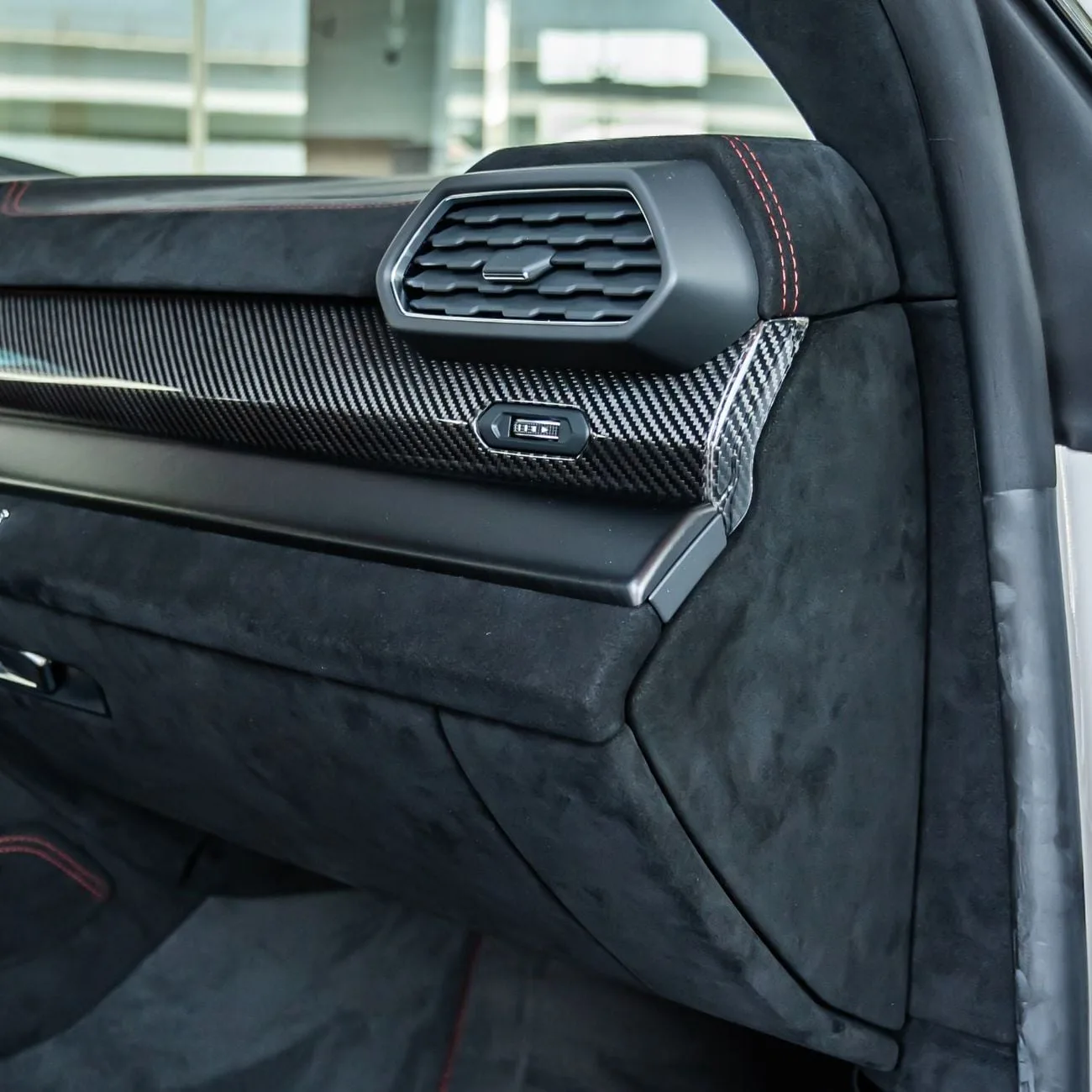 2024 Lamborghini Urus Performante, 17/20