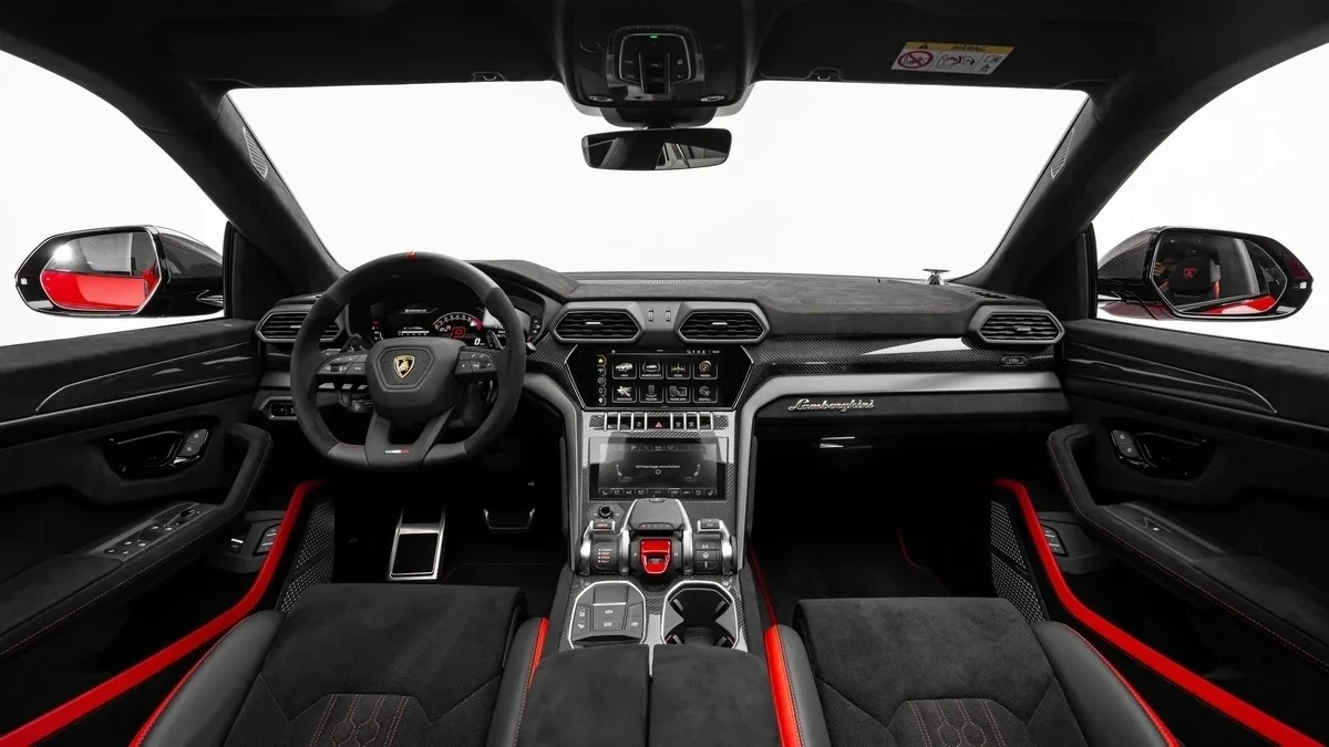 2024 Lamborghini Urus Performante offered by a specialist dealer in Dubai, United Arab Emirates, photo 15 of 25